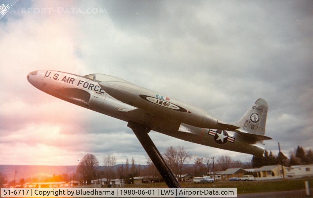 51-6717, 1956 Lockheed T-33A Shooting Star C/N 580-6049, Lockheed T-33 (mounted) Lewiston,ID