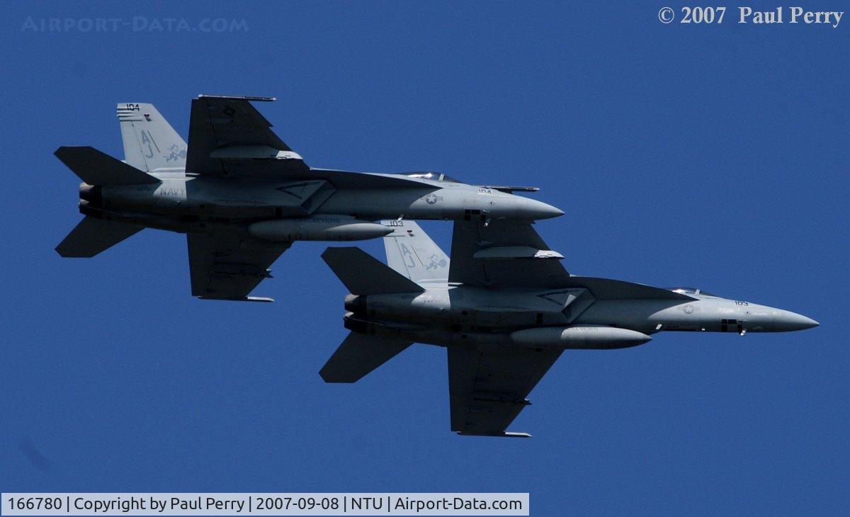 166780, Boeing F/A-18E Super Hornet C/N E126, Following 166779 into the break