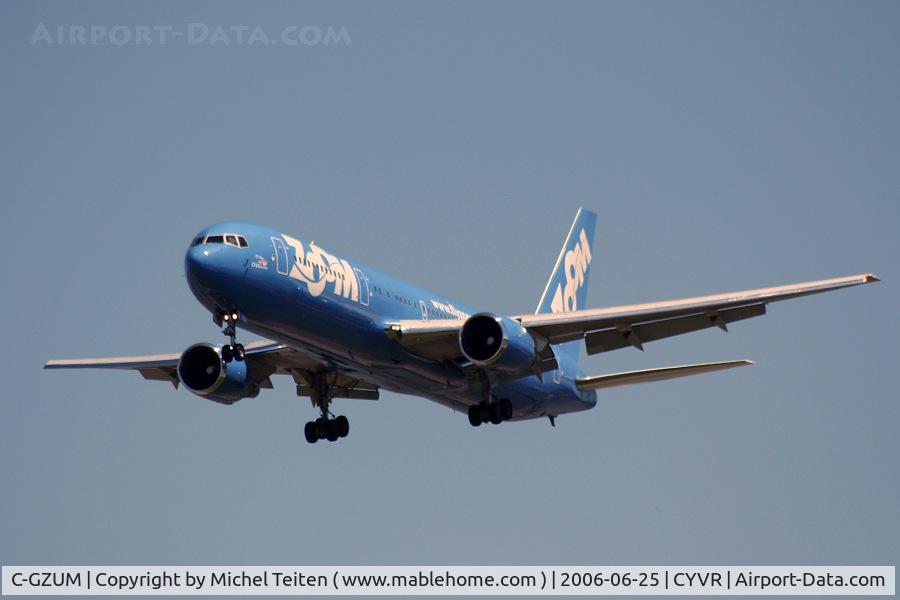 C-GZUM, 1993 Boeing 767-328 C/N 27135, Zoom Airlines arriving at Vancouver