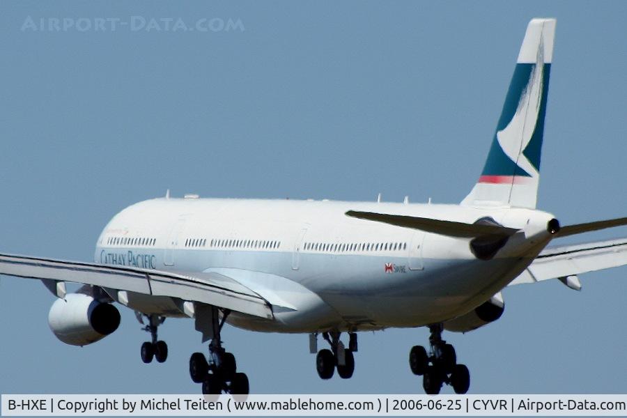 B-HXE, 1996 Airbus A340-313 C/N 157, Cathay Pacific arriving at Vancouver