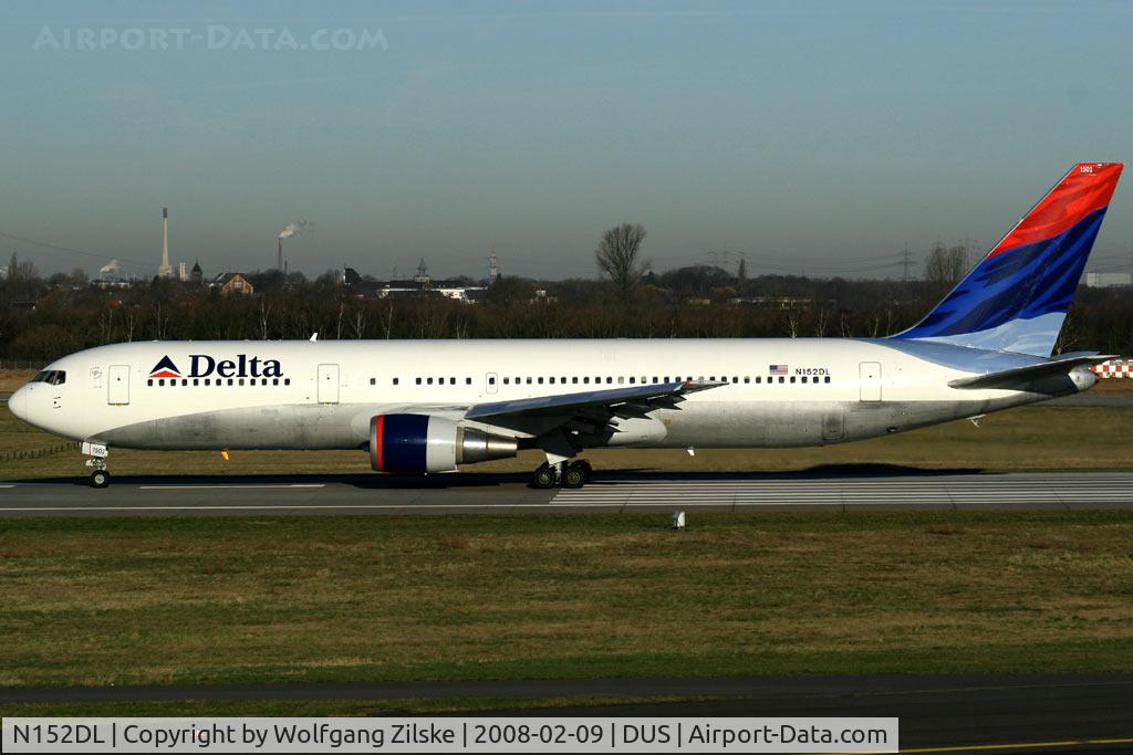 N152DL, 1990 Boeing 767-3P6 C/N 24984, visitor
