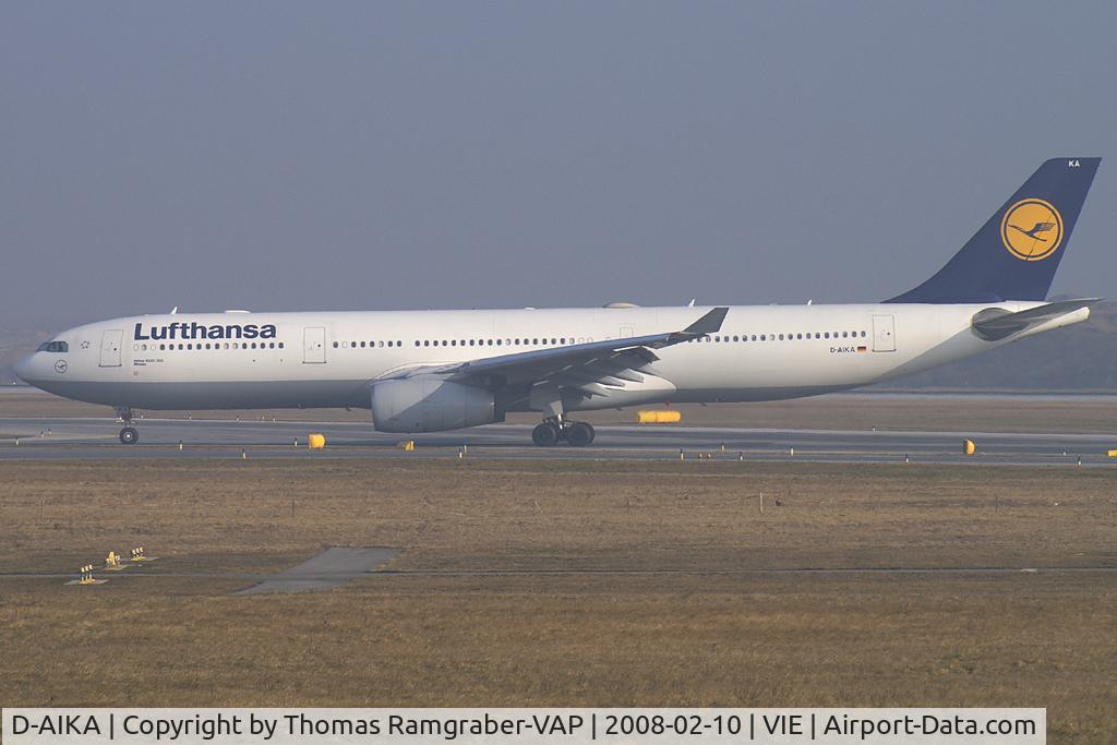 D-AIKA, 2004 Airbus A330-343X C/N 570, Lufthansa Airbus A330-300