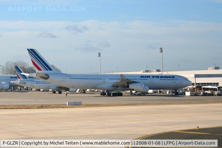 F-GLZR, 1999 Airbus A340-313X C/N 307, Air France airbus on the tarmac