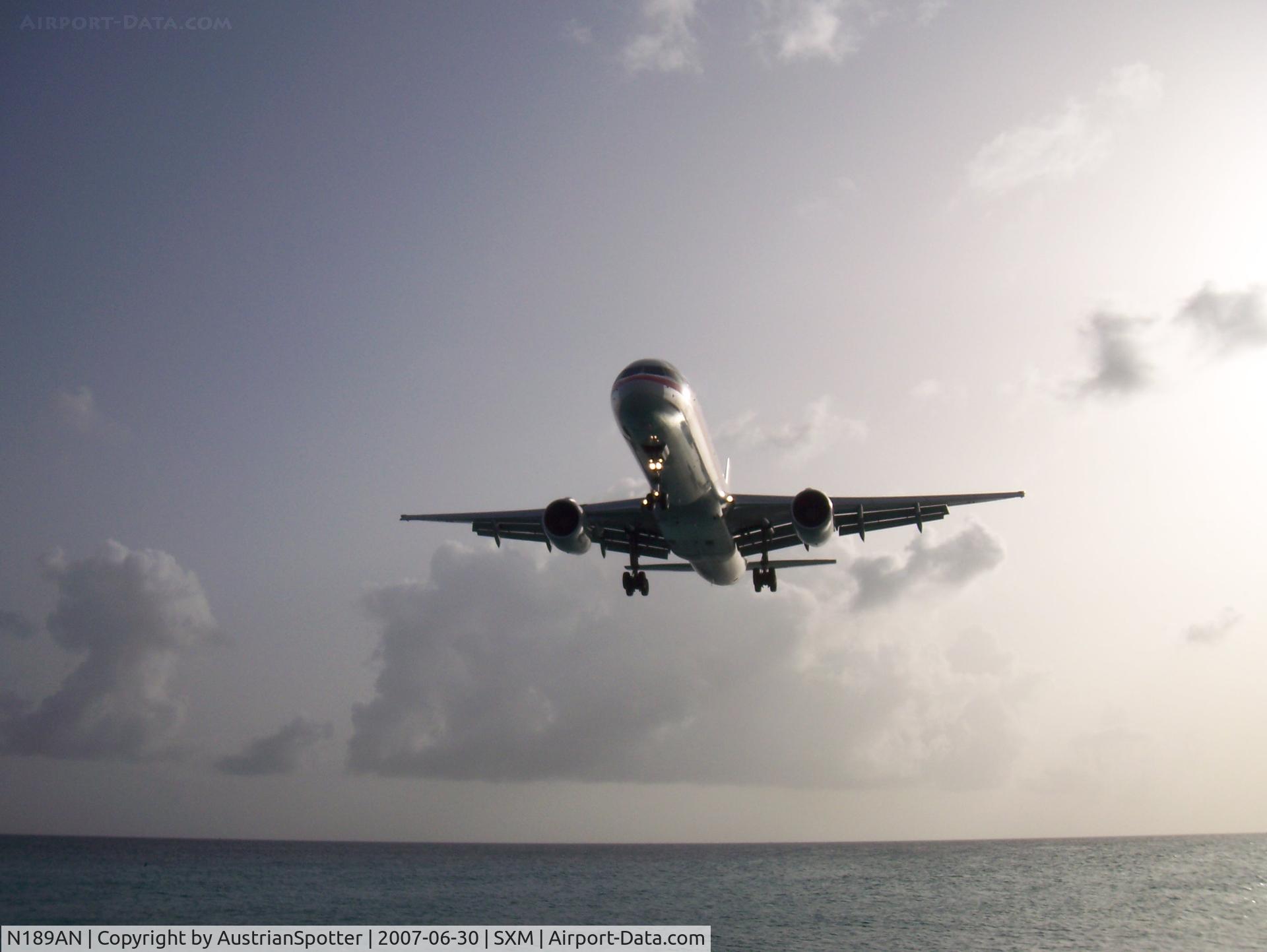 N189AN, 2001 Boeing 757-223 C/N 32383, American Airlines