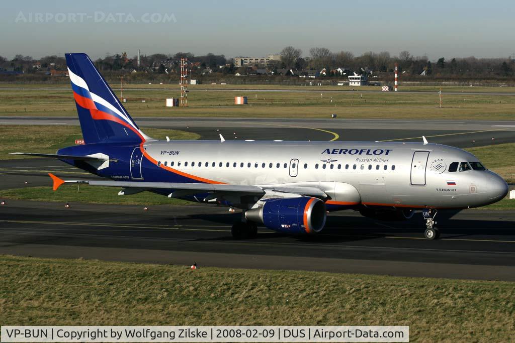 VP-BUN, 2007 Airbus A319-111 C/N 3298, visitor