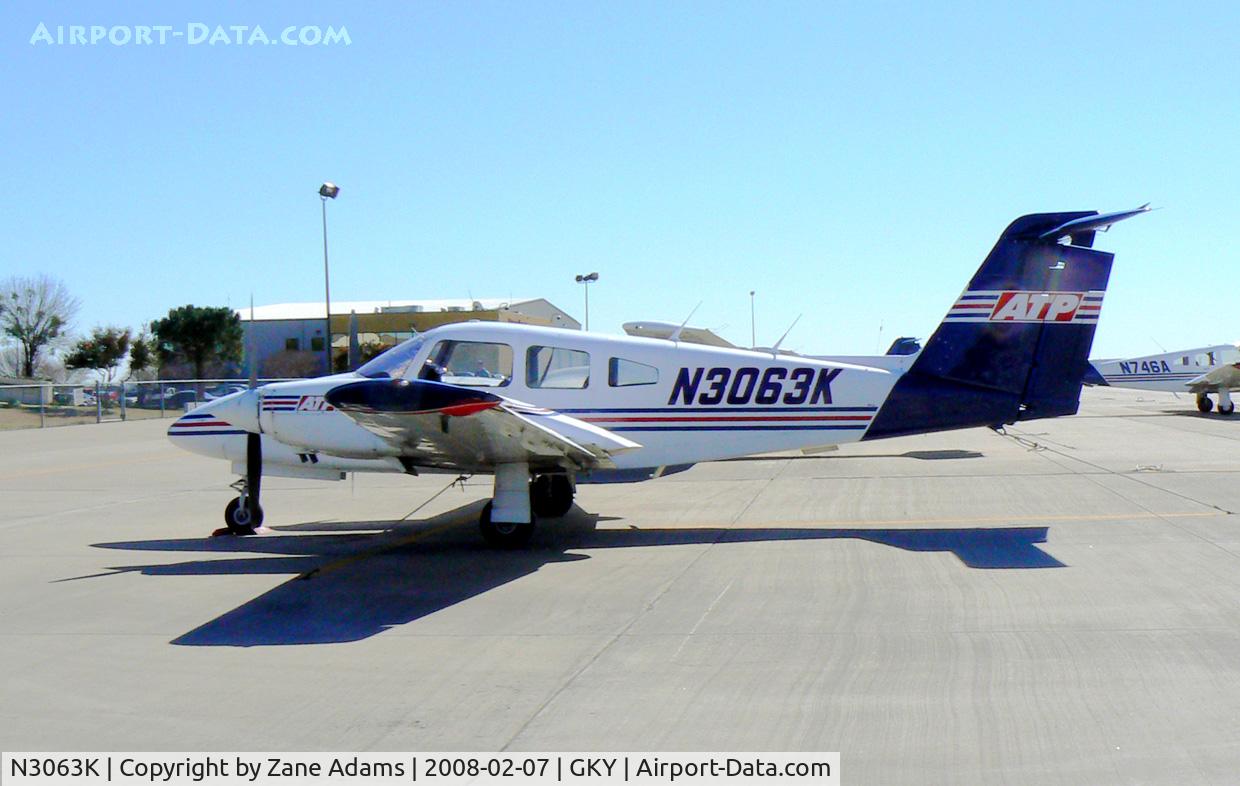 N3063K, 1979 Piper PA-44-180 Seminole C/N 44-7995212, ATP At Arlington Municipal
