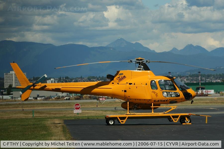 C-FTHY, 1990 Aerospatiale AS-350B Ecureuil C/N 2372, Ecureuil from Talon Helicopters