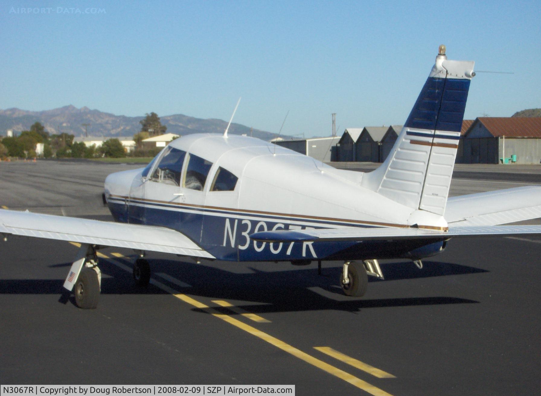 N3067R, 1969 Piper PA-28R-200 Arrow C/N 28R-35627, 1969 Piper PA-28R-200 ARROW 200, Lycoming IO-360-B1E 200 Hp, taxi
