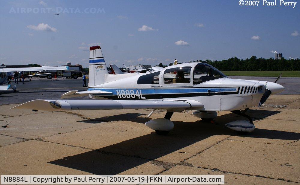 N8884L, 1974 Grumman American AA-5 Traveler C/N AA5-0684, Nice looking Grumman