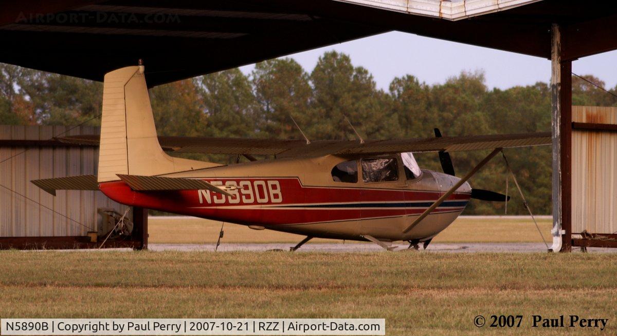 N5890B, 1956 Cessna 182A Skylane C/N 33890, Residing quietly