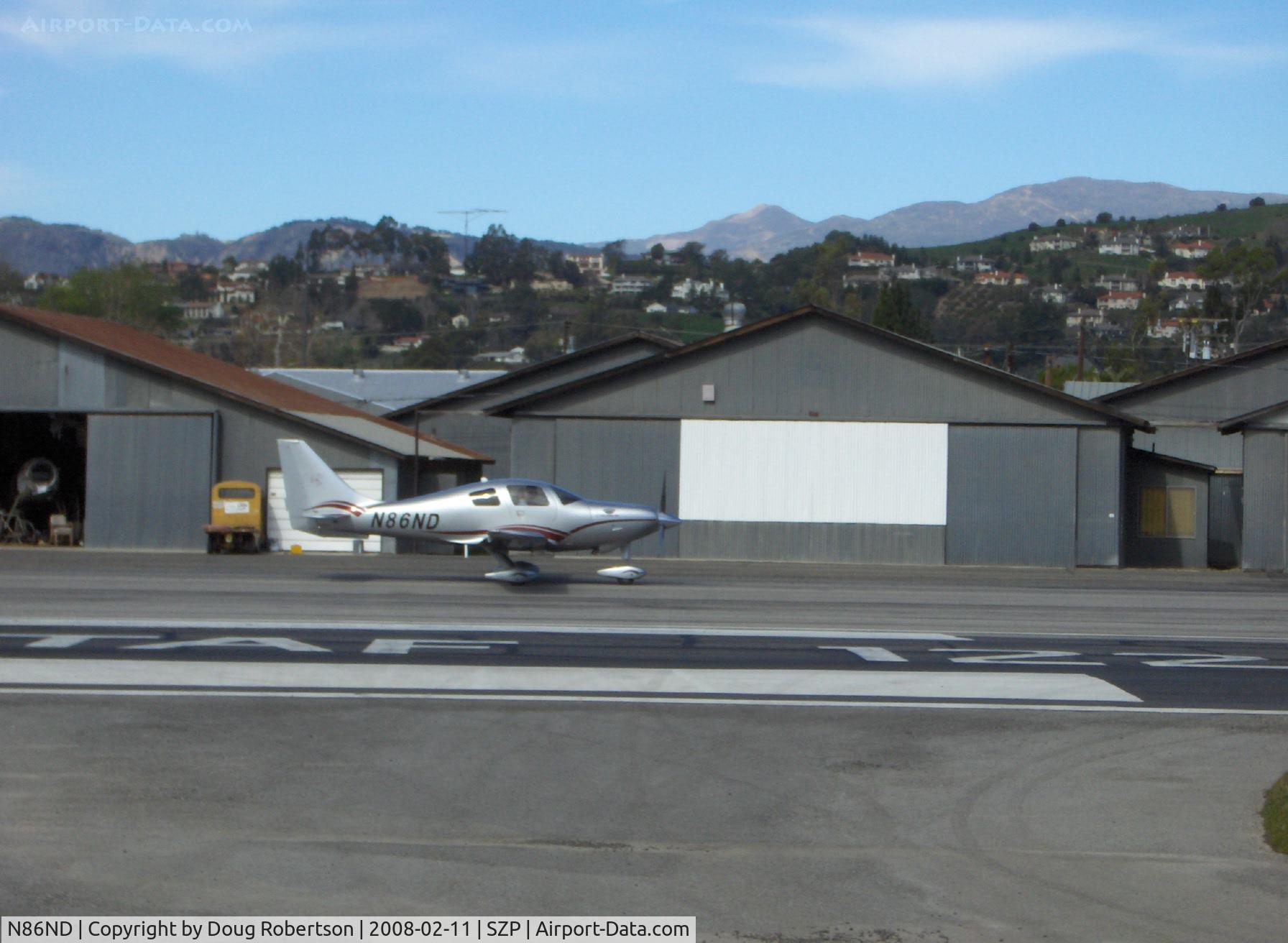 N86ND, 2008 Cessna LC41-550FG C/N 411080, 2006 Columbia LC-41-550FG, Continental TSIO-550-C 310 Hp, max speed 235 Kts TAS at 25K ft., taxi after landing