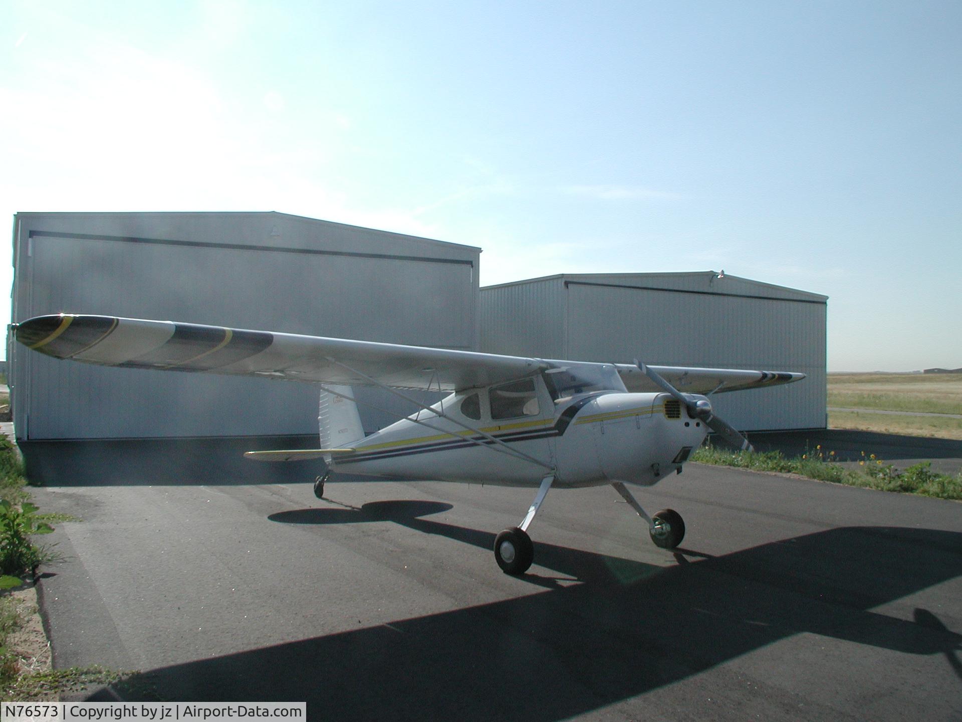 N76573, 1946 Cessna 140 C/N 11009, picture