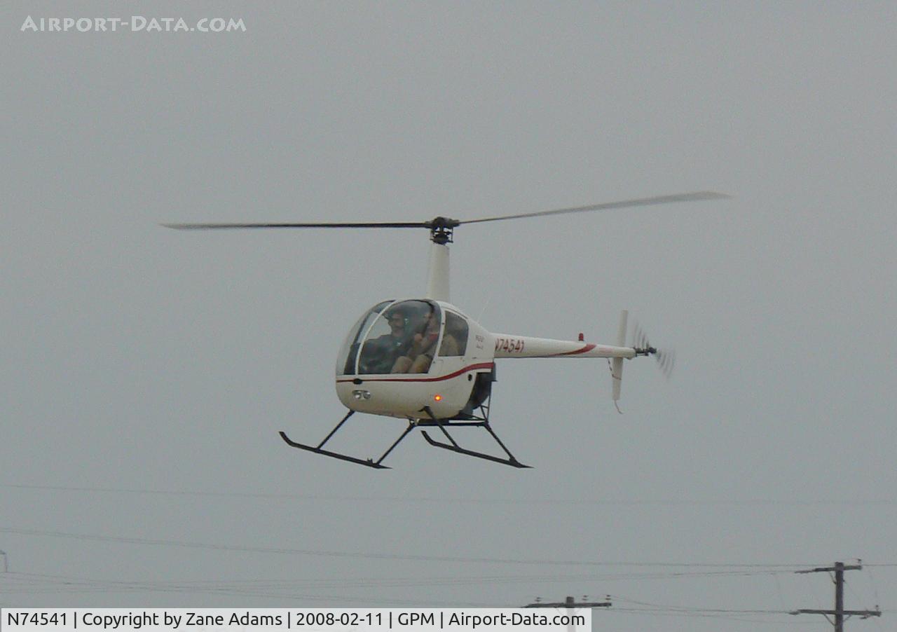 N74541, 2005 Robinson R22 Beta C/N 3865, At Grand Prairie Municipal
