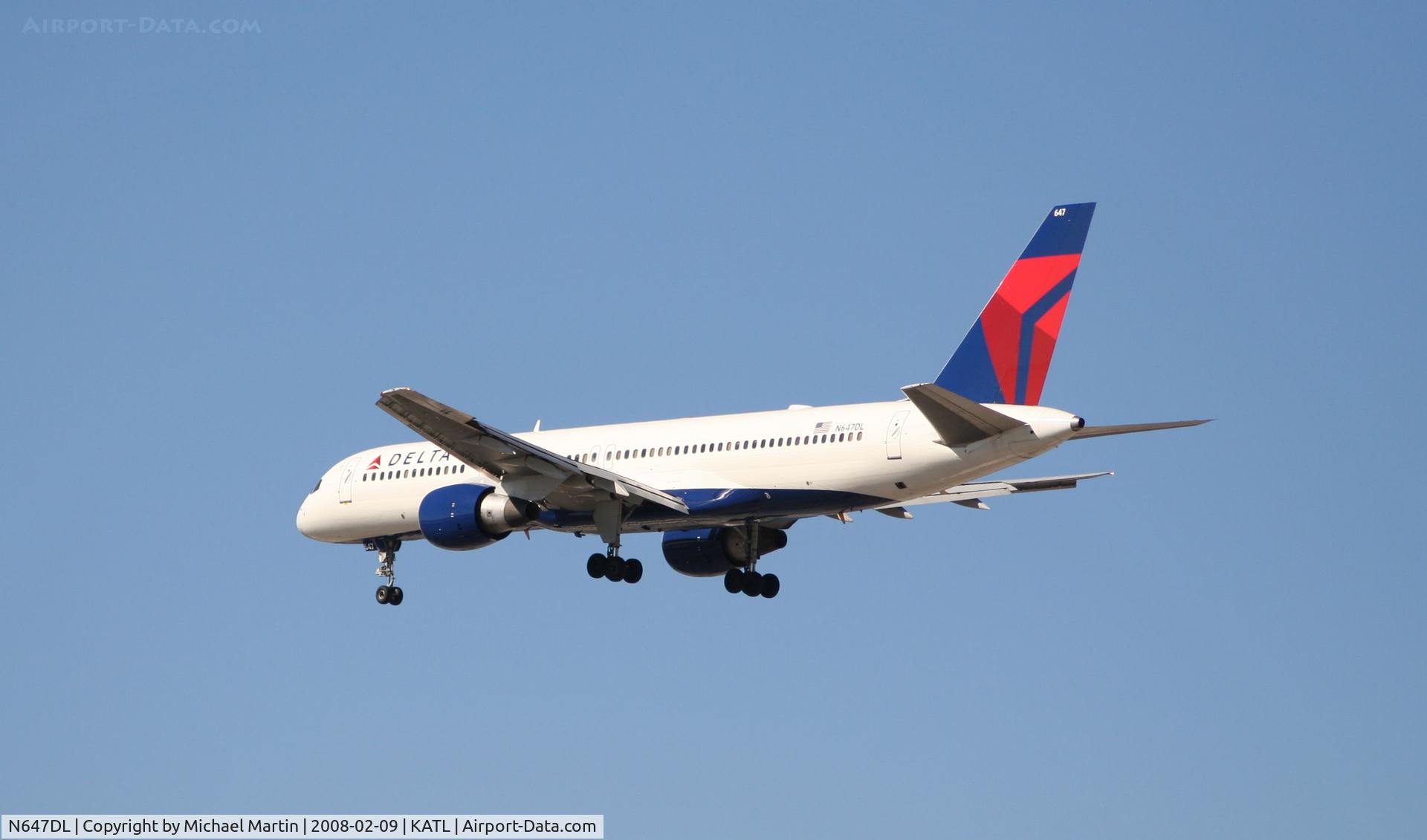 N647DL, 1989 Boeing 757-232 C/N 24218, Short Final for 26R