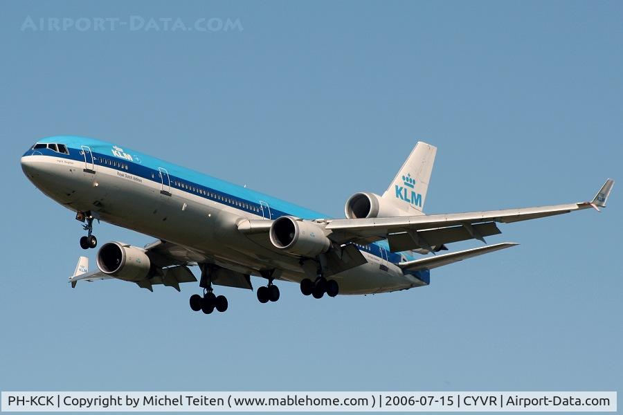 PH-KCK, 1997 McDonnell Douglas MD-11 C/N 48564, KLM flight arriving from Amsterdam