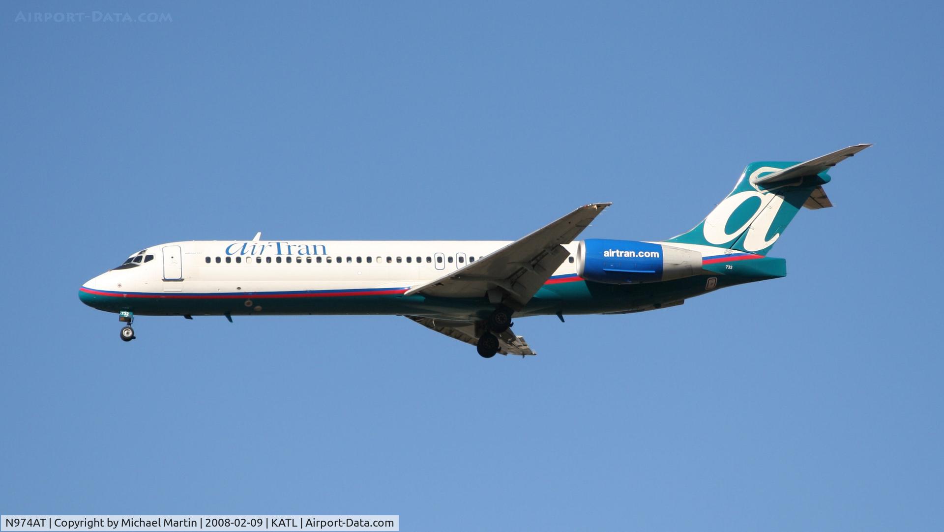 N974AT, 2002 Boeing 717-200 C/N 55034, On final for Runway 26R