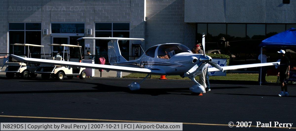 N829DS, 2007 Diamond DA-40 Diamond Star C/N 40.849, One of Premier Aircraft Sales' birds on display