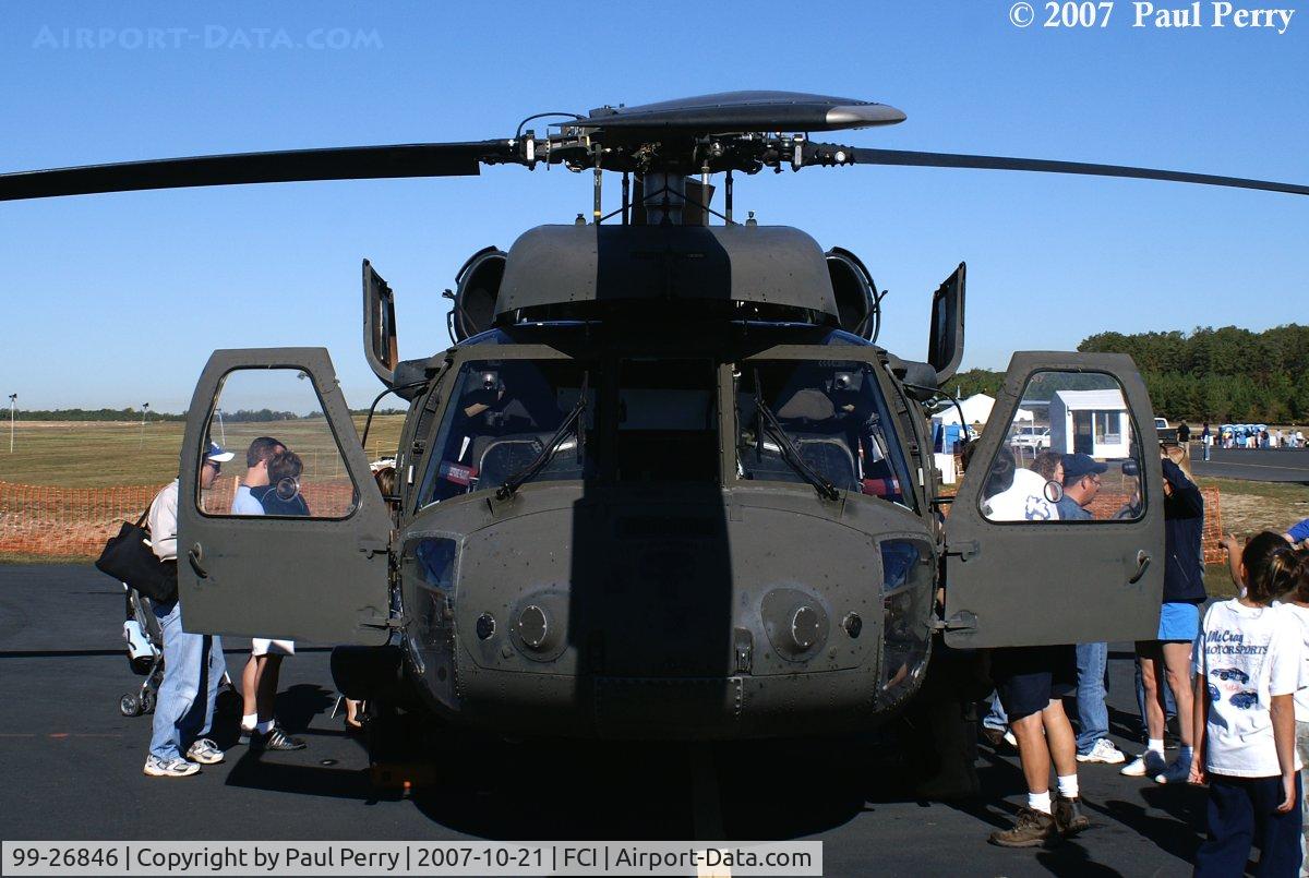 99-26846, Sikorsky UH-60L Black Hawk C/N 70-2547, All access, baby