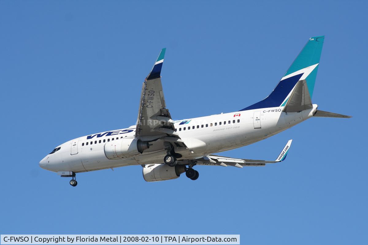 C-FWSO, 2004 Boeing 737-7CT C/N 32759, West Jet