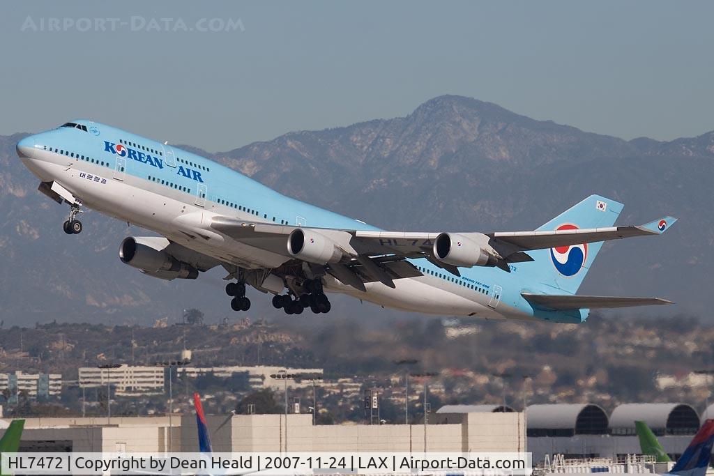 HL7472, 1996 Boeing 747-4B5 C/N 26403, Korean Air HL7472 (FLT KAL18) climbing out from RWY 25R enroute to Incheon Int'l (RKSI) - Seoul, South Korea.