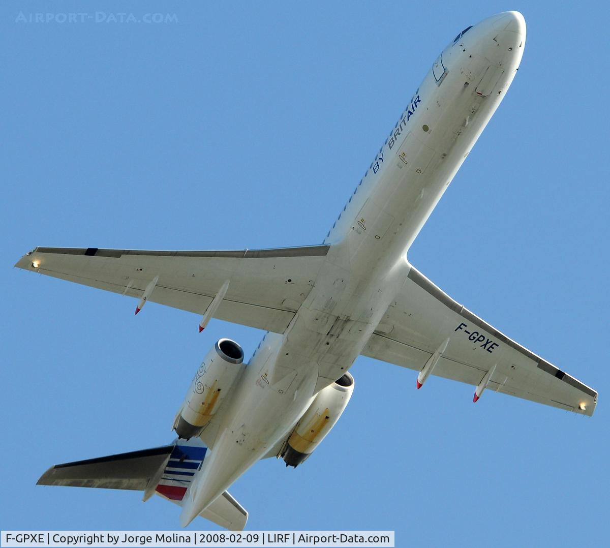 F-GPXE, 1995 Fokker 100 (F-28-0100) C/N 11495, Fast climb after take off RWY 25.