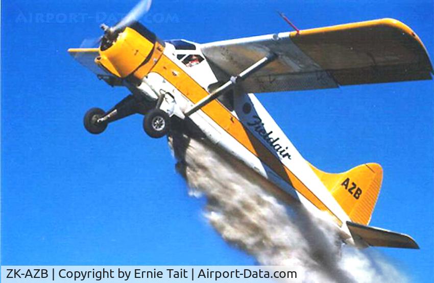 ZK-AZB, 1951 De Havilland Canada DHC-2 Beaver C/N 156, Topdressing at Gisborne 1980