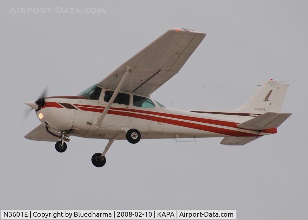 N3601E, 1978 Cessna 172N C/N 17271603, Approach to 17L.