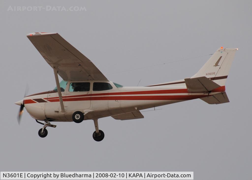 N3601E, 1978 Cessna 172N C/N 17271603, Approach to 17L.