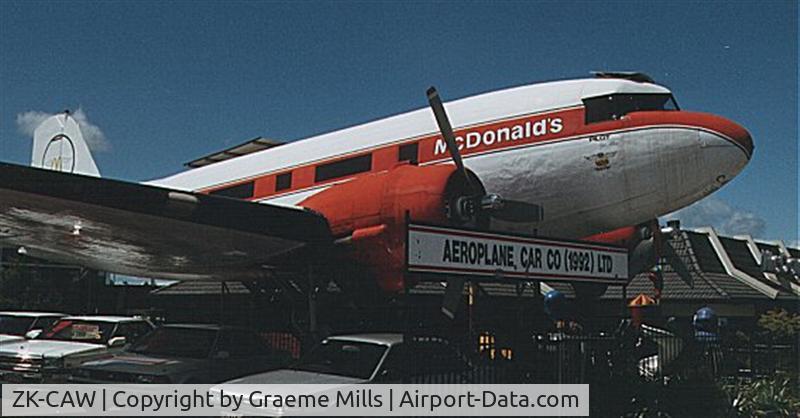 ZK-CAW, 1943 Douglas DC-3 C/N 18923, At McDonalds Taupo