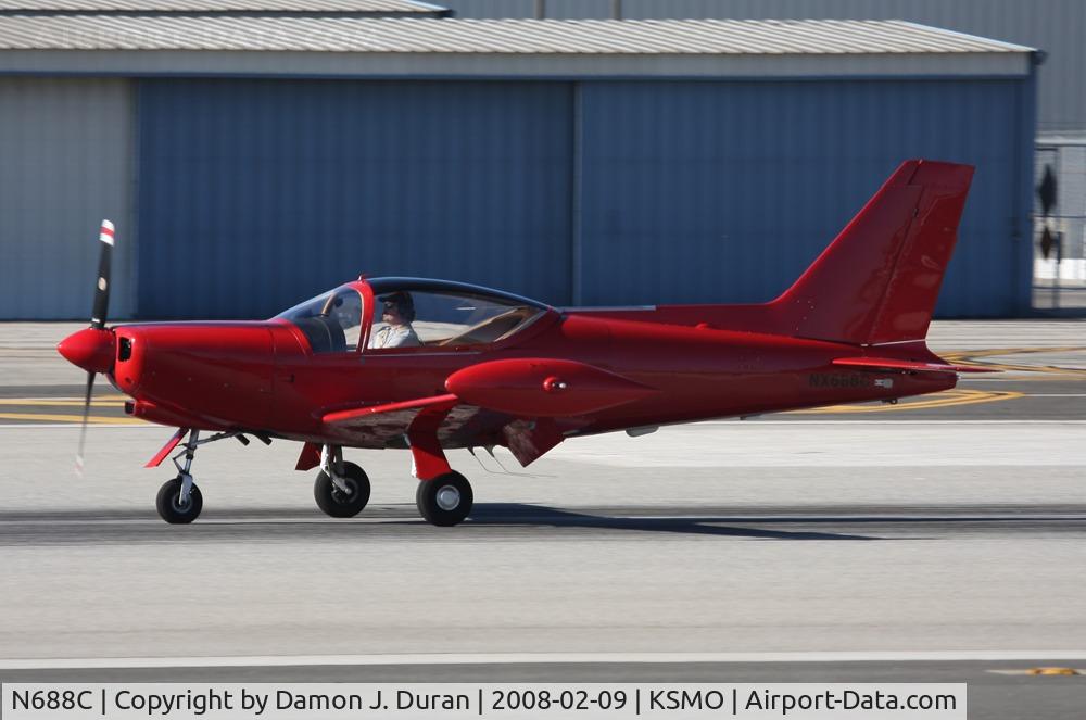 N688C, SIAI-Marchetti SF-260C C/N 466/37-004, Taken at SMO