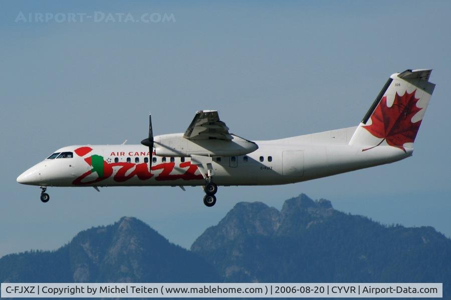 C-FJXZ, 1991 De Havilland Canada DHC-8-311 Dash 8 C/N 264, Air Canada Jazz landing at Vancouver