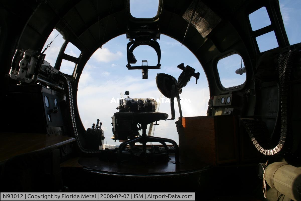 N93012, 1944 Boeing B-17G-30-BO Flying Fortress C/N 32264, Nose of B-17