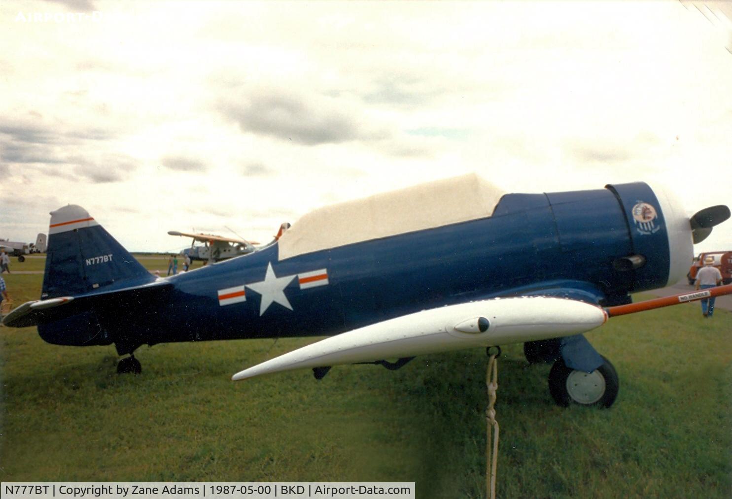 N777BT, 1943 Canadian Car & Foundry Harvard MK IV C/N CCF4-88, At the Worlds Greatest Warbird Airshow ...EVER!