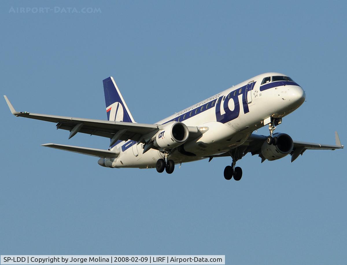 SP-LDD, 2004 Embraer 170ST (ERJ-170-100ST) C/N 17000027, On short final to RWY 16L.