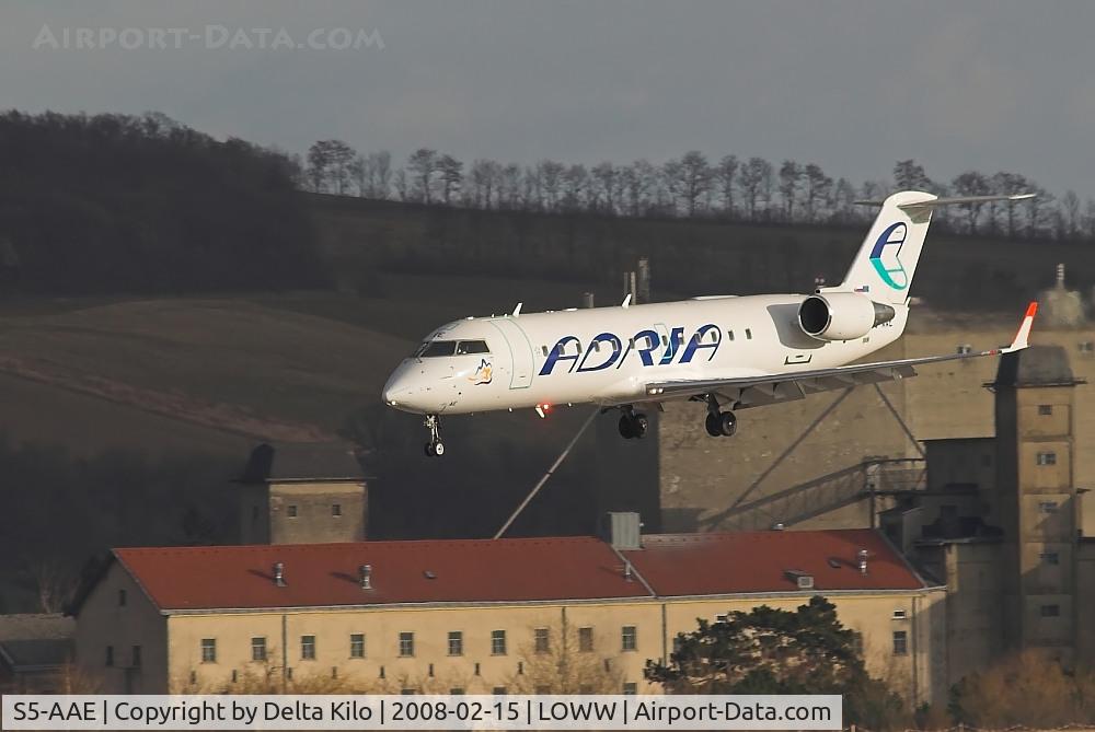S5-AAE, 1998 Canadair CRJ-200LR (CL-600-2B19) C/N 7170, Adria CRJ 200 LR