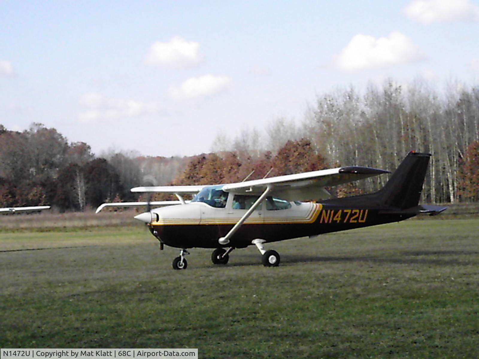 N1472U, 1976 Cessna 172M C/N 17267139, 72U at Central County Airport 68C