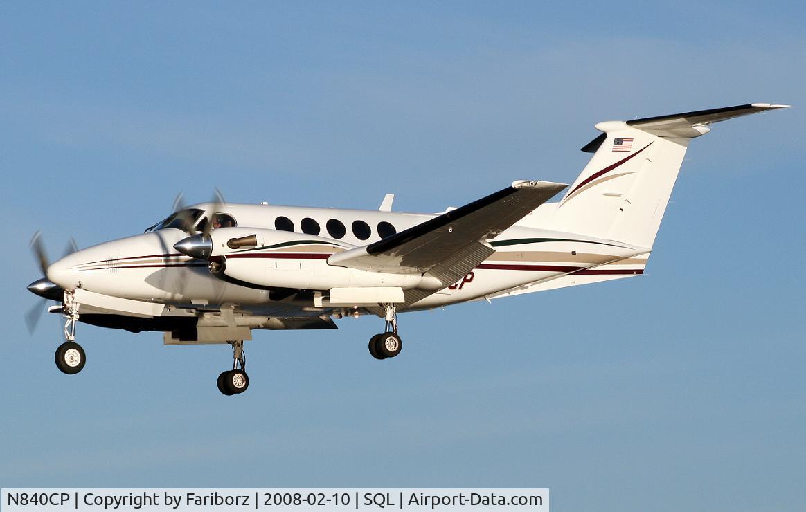 N840CP, 1999 Raytheon Aircraft Company B200 C/N BB-1658, Landing