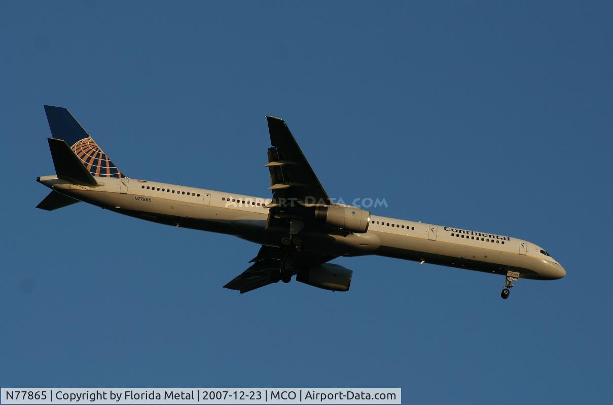 N77865, 2002 Boeing 757-33N C/N 32589, Continental