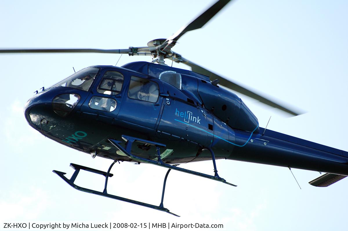 ZK-HXO, Aerospatiale AS-355F-1 Ecureuil 2 C/N 5284, At Mechanics Bay Heliport