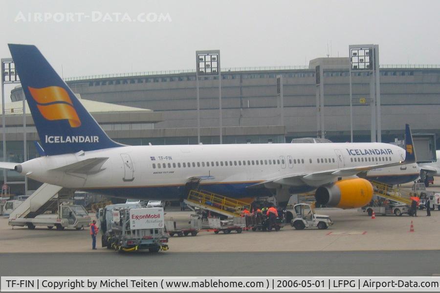 TF-FIN, 1997 Boeing 757-208 C/N 28989, Icelandair at CDG Terminal 1