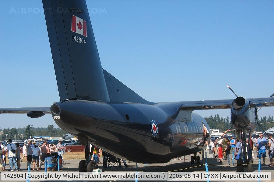 142804, 1987 De Havilland Canada CT-142 Dash 8 (DHC-8-102) C/N 80, 402 Squadron