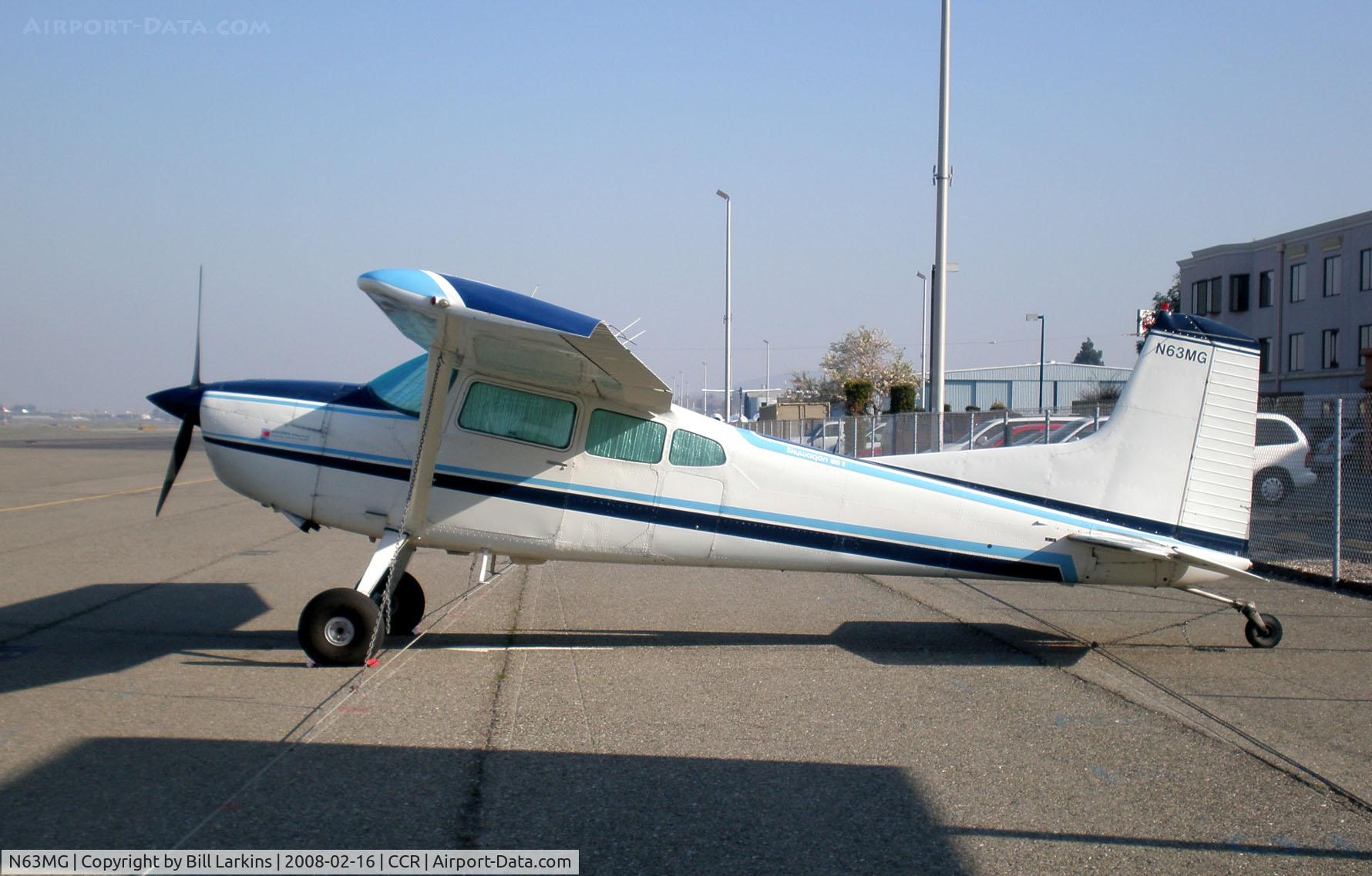 N63MG, Cessna A185F Skywagon 185 C/N 18504042, Visitor