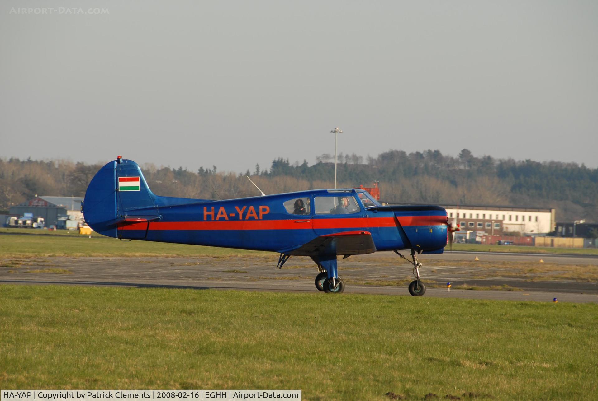 HA-YAP, 1979 Yakovlev Yak-18T C/N 22202034023, HEADING RUNWAY 08