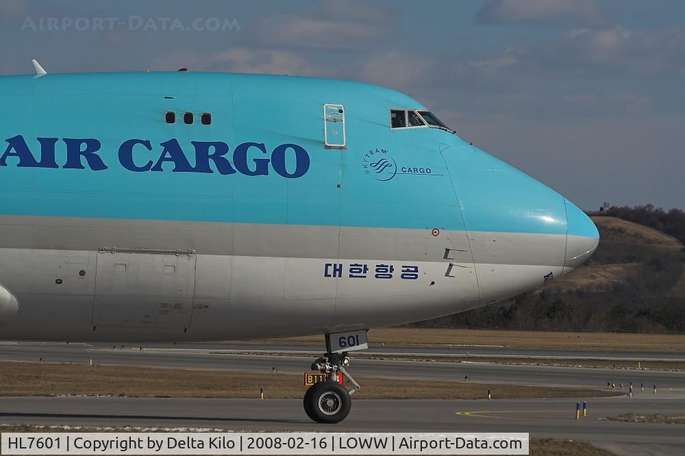 HL7601, 2004 Boeing 747-4B5F/SCD C/N 33949, Korean 747-400 cargo