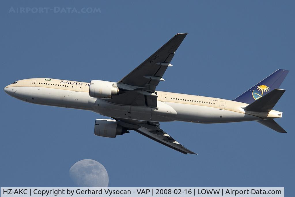 HZ-AKC, 1997 Boeing 777-268/ER C/N 28346, Moonraker