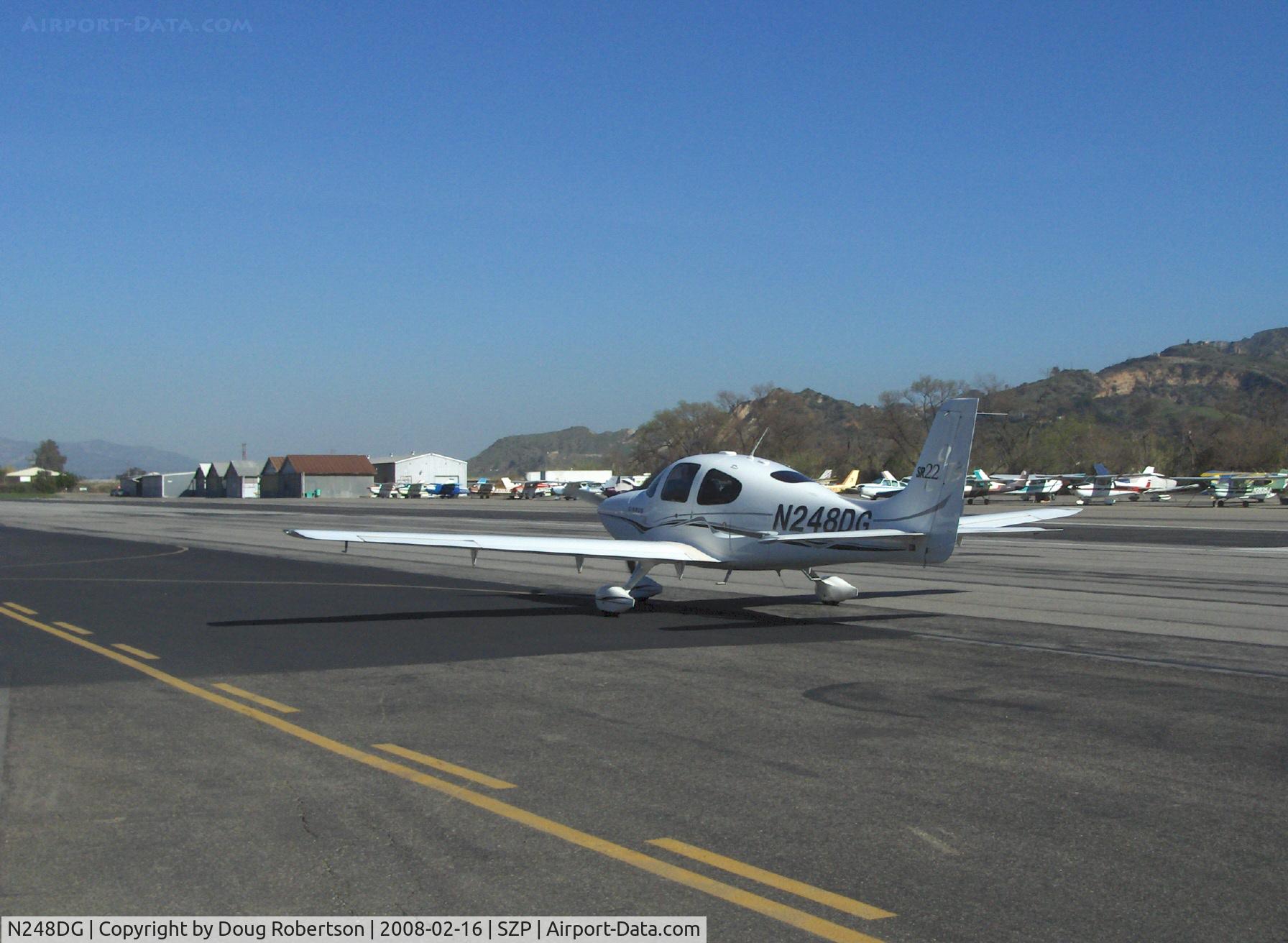 N248DG, 2005 Cirrus SR22 GTS C/N 1359, 2005 Cirrus SR22 GTS, Continental IO-550-N 310 Hp, taxi