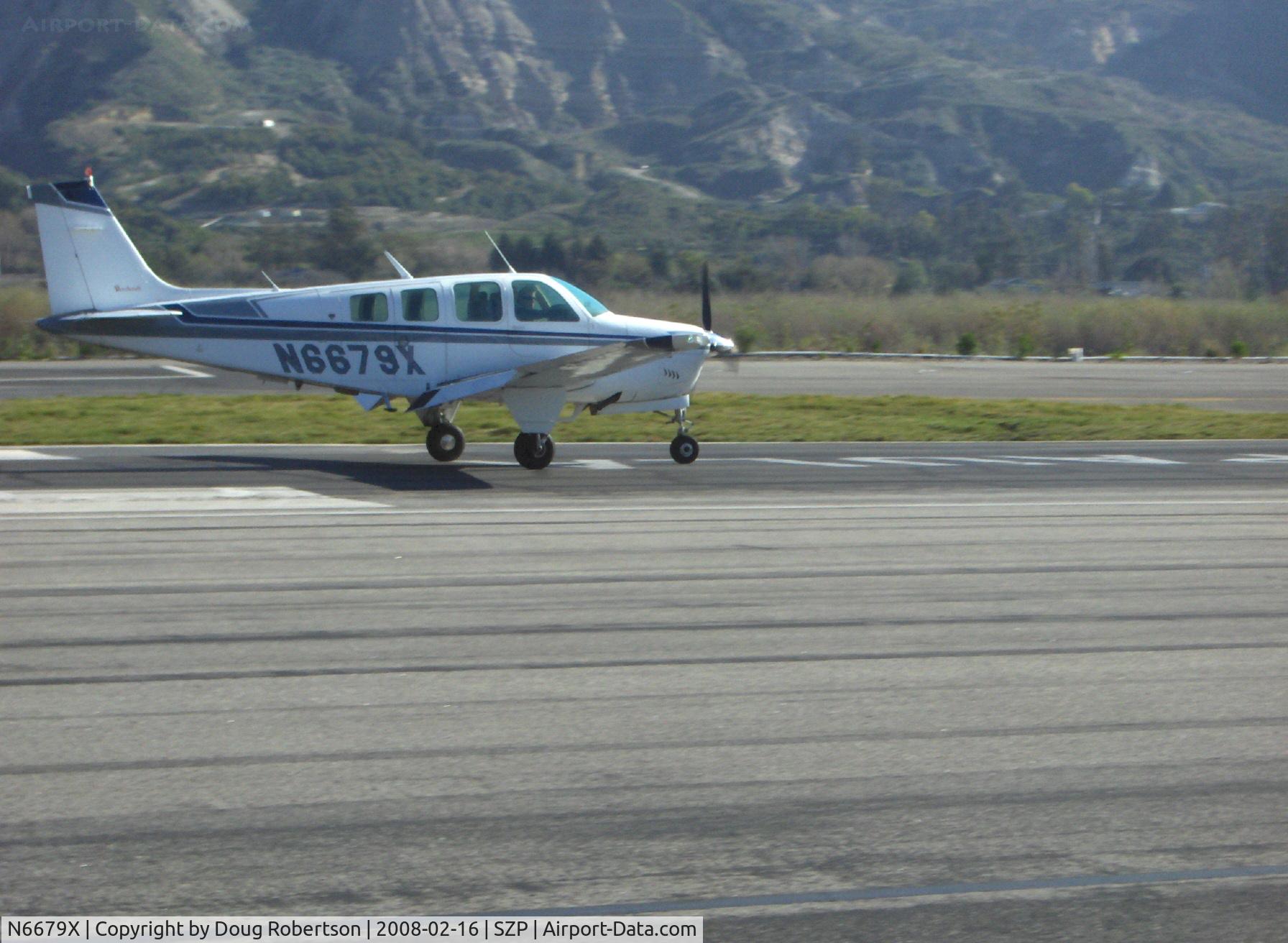 N6679X, 1982 Beech A36 Bonanza 36 C/N E-2041, 1982 Beech A36 BONANZA, Continental IO-520 285 Hp, landing Rwy 22