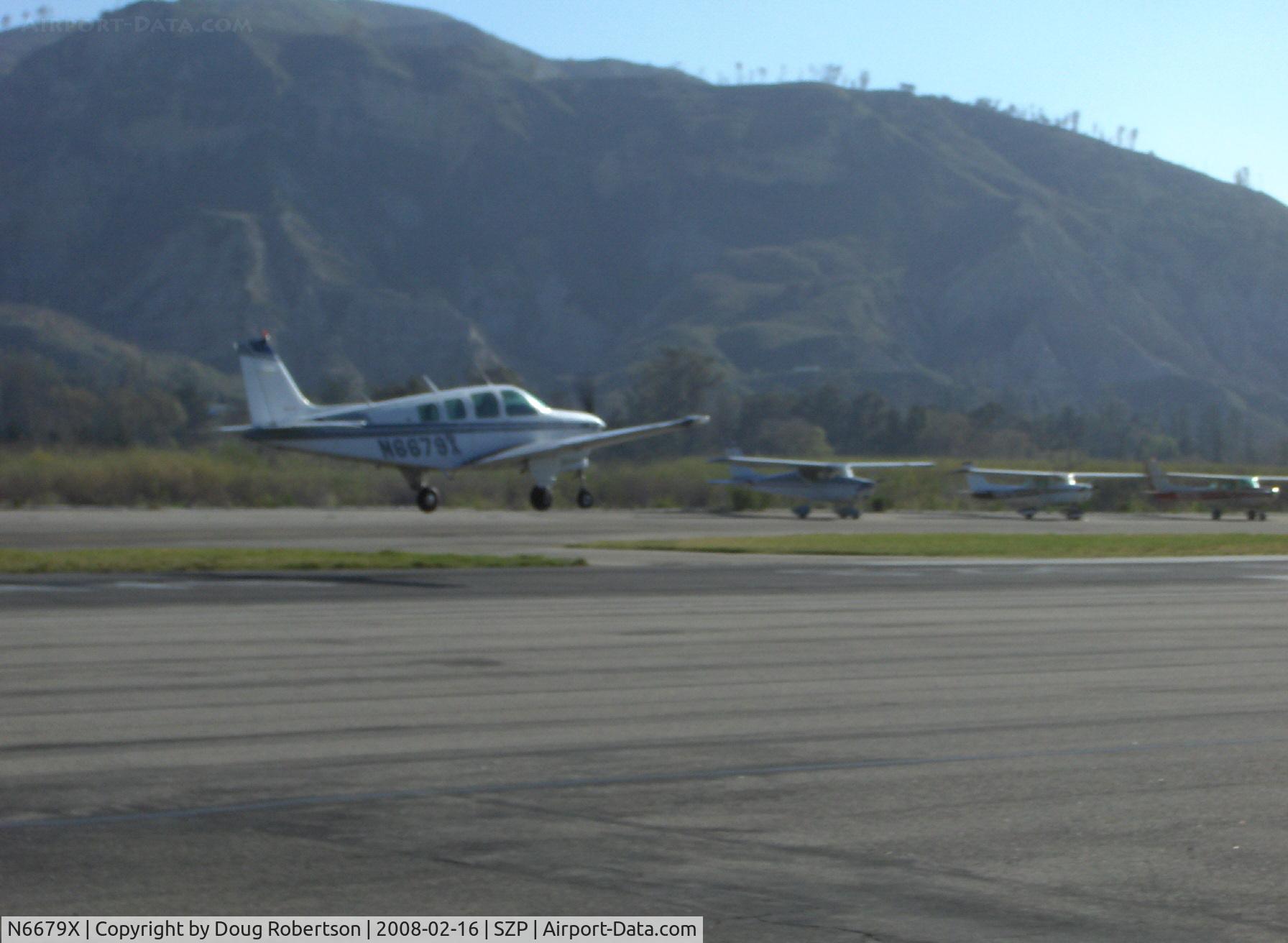 N6679X, 1982 Beech A36 Bonanza 36 C/N E-2041, 1982 Beech A36 BONANZA, Continental IO-520 285 Hp, takeoff climb Rwy 22