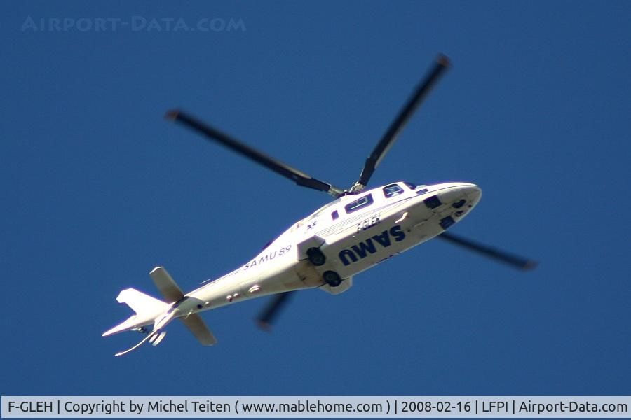 F-GLEH, Agusta A-109E Power C/N 11037, SAMU helicopter high above Paris