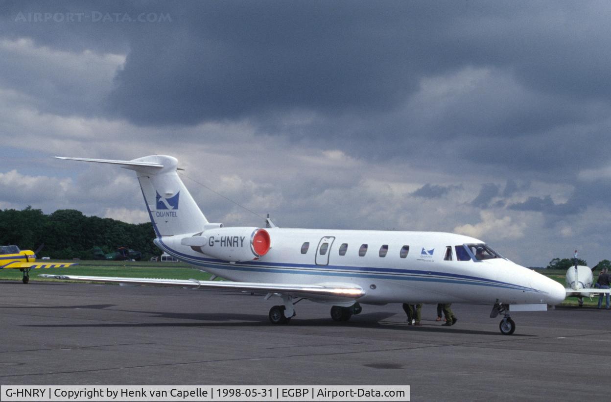 G-HNRY, 1992 Cessna 650 Citation VI C/N 650-0219, Cessna Citation VI at Kemble airfield, UK.